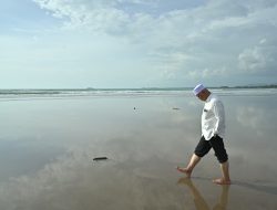 Daratan Baru di Pantai Parkit, Mahyeldi : Perlu Kajian Lebih Lanjut