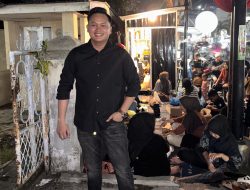 Rayakan HUT ke- 30, Owner Es “Boleh Peluk” Kisaran Gelar Syukuran Bareng Pelanggan Setia