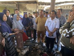 Bupati Tinjau Pasar Pringgabaya Pascakebakaran, Janjikan Bantuan Rp2 Juta per Pedagang