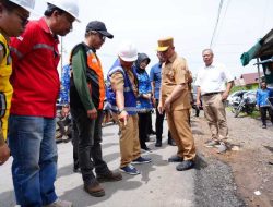 Respon Keluhan Masyarakat di Medsos, Gubernur Kalbar Dorong Sinergi Penanganan Jalan