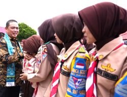 Ria Norsan Komitmen Majukan Pendidikan di Kalbar Lewat Internet Gratis dan Bantuan SPP