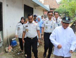 Kepala Kanwil Ditjenpas Sumsel Erwedi Supriyatno Bersama UPT Pemasyarakatan Kota Palembang Tinjau Progres Bedah Rumah