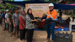 Pererat Kebersamaan, PT CMI Bagikan 10 Sapi dan 13 Kambing Kurban ke Warga Sekitar Operasi