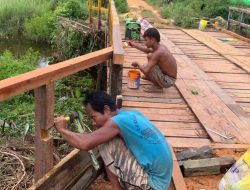 Pembangunan Jembatan Titik Kedua TMMD Ke-128 Kodim 1204/Sanggau Hampir Rampung